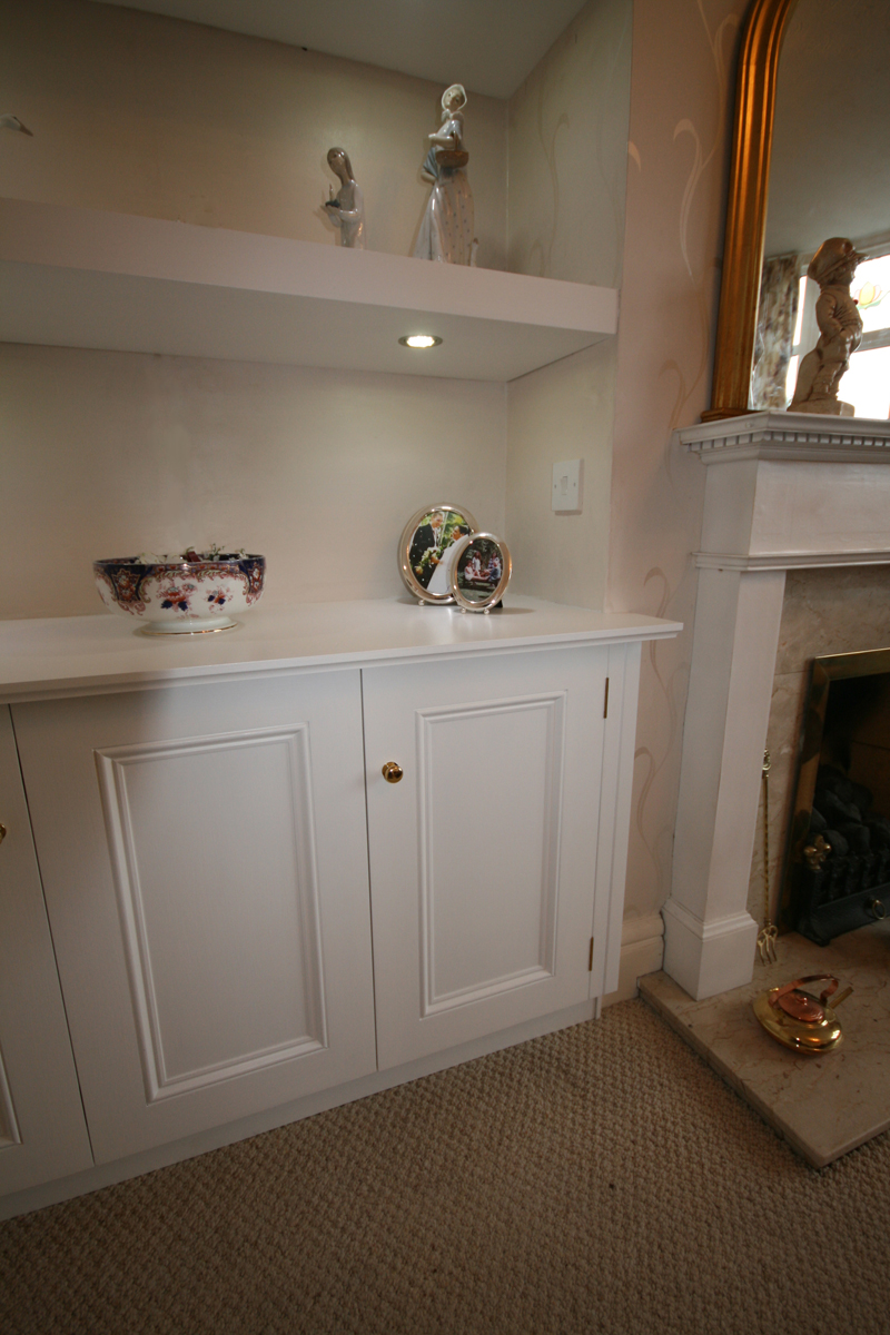 Back to Alcove Cup board with Suspended Shelves